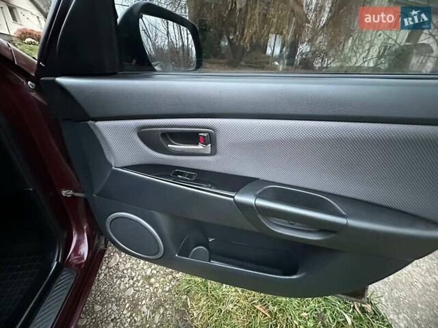 Червоний Мазда 3, об'ємом двигуна 1.6 л та пробігом 189 тис. км за 5400 $, фото 42 на Automoto.ua