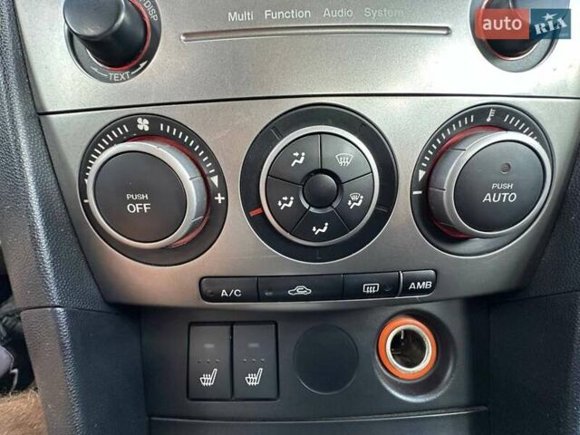 Красный Мазда 3, объемом двигателя 1.6 л и пробегом 225 тыс. км за 5800 $, фото 45 на Automoto.ua