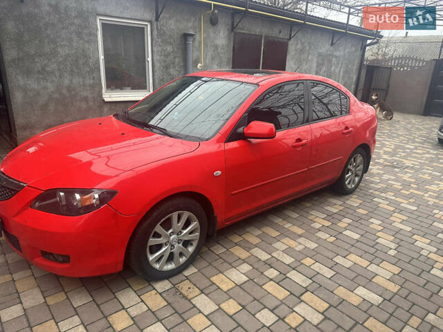 Красный Мазда 3, объемом двигателя 1.6 л и пробегом 310 тыс. км за 4500 $, фото 2 на Automoto.ua