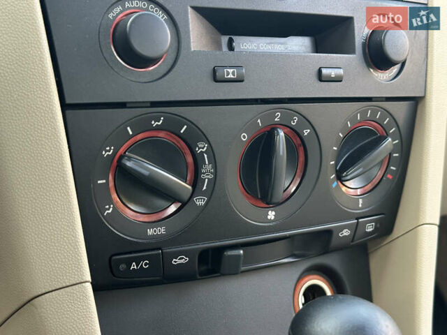 Красный Мазда 3, объемом двигателя 1.6 л и пробегом 210 тыс. км за 6700 $, фото 37 на Automoto.ua