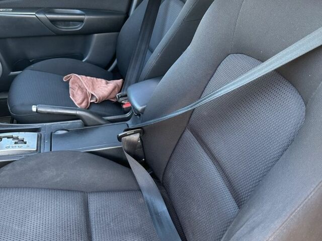 Червоний Мазда 3, об'ємом двигуна 1.6 л та пробігом 192 тис. км за 5500 $, фото 12 на Automoto.ua