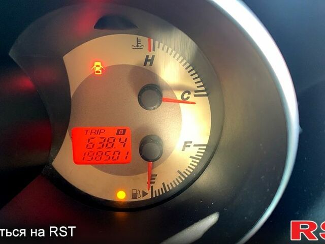 Красный Мазда 3, объемом двигателя 1.6 л и пробегом 199 тыс. км за 5800 $, фото 7 на Automoto.ua