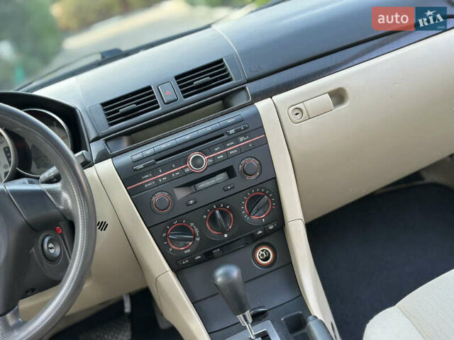 Красный Мазда 3, объемом двигателя 1.6 л и пробегом 210 тыс. км за 6700 $, фото 27 на Automoto.ua