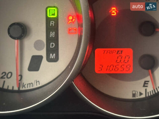 Красный Мазда 3, объемом двигателя 1.6 л и пробегом 310 тыс. км за 4500 $, фото 12 на Automoto.ua