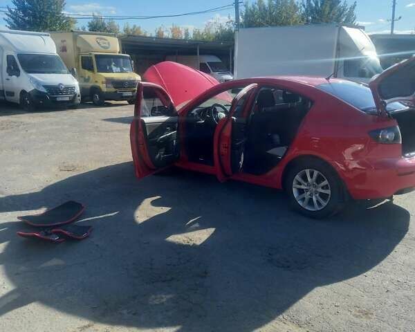 Красный Мазда 3, объемом двигателя 1.6 л и пробегом 154 тыс. км за 6700 $, фото 21 на Automoto.ua