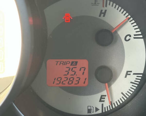 Красный Мазда 3, объемом двигателя 1.6 л и пробегом 192 тыс. км за 5500 $, фото 14 на Automoto.ua