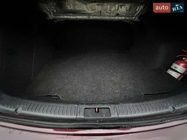 Червоний Мазда 3, об'ємом двигуна 1.6 л та пробігом 189 тис. км за 5400 $, фото 5 на Automoto.ua