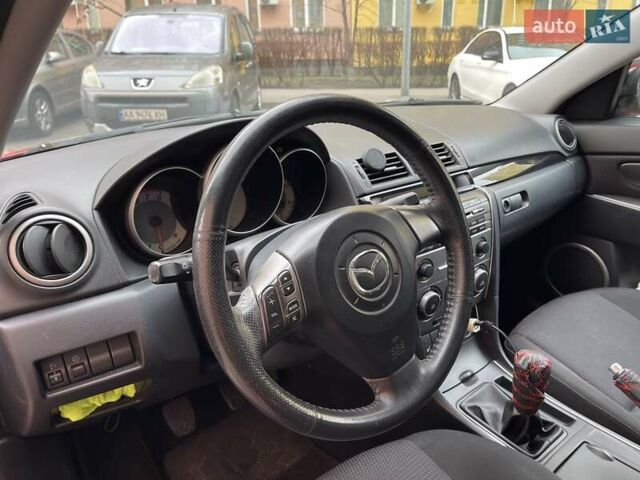 Красный Мазда 3, объемом двигателя 1.6 л и пробегом 106 тыс. км за 5600 $, фото 7 на Automoto.ua