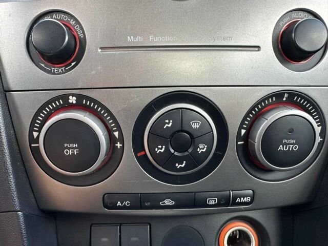 Красный Мазда 3, объемом двигателя 1.6 л и пробегом 225 тыс. км за 5800 $, фото 21 на Automoto.ua