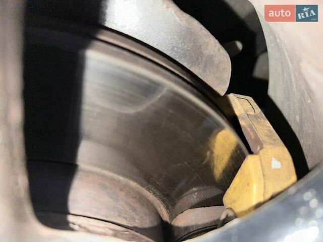 Червоний Мазда 3, об'ємом двигуна 1.6 л та пробігом 189 тис. км за 5400 $, фото 1 на Automoto.ua