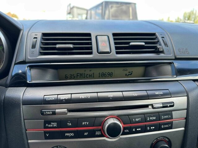 Красный Мазда 3, объемом двигателя 1.6 л и пробегом 225 тыс. км за 5800 $, фото 19 на Automoto.ua