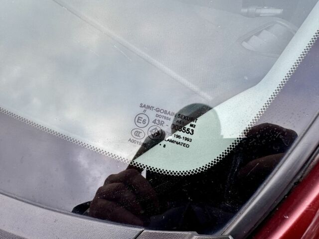 Червоний Мазда 3, об'ємом двигуна 1.6 л та пробігом 105 тис. км за 5555 $, фото 7 на Automoto.ua