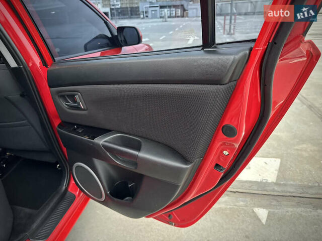 Красный Мазда 3, объемом двигателя 2 л и пробегом 205 тыс. км за 5400 $, фото 31 на Automoto.ua