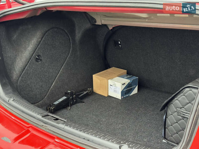 Красный Мазда 3, объемом двигателя 2 л и пробегом 205 тыс. км за 5400 $, фото 58 на Automoto.ua