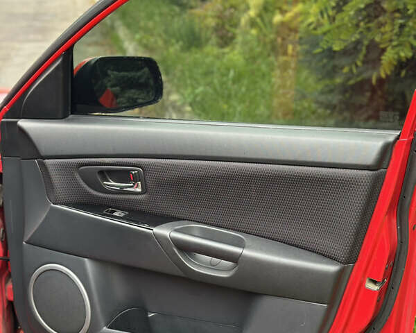 Мазда 3 2008 в Киеве на Automoto.ua Красный Мазда 3, объемом двигателя 1.6 л и пробегом 170 тыс. км за 6400 $, фото 32 на Automoto.ua
