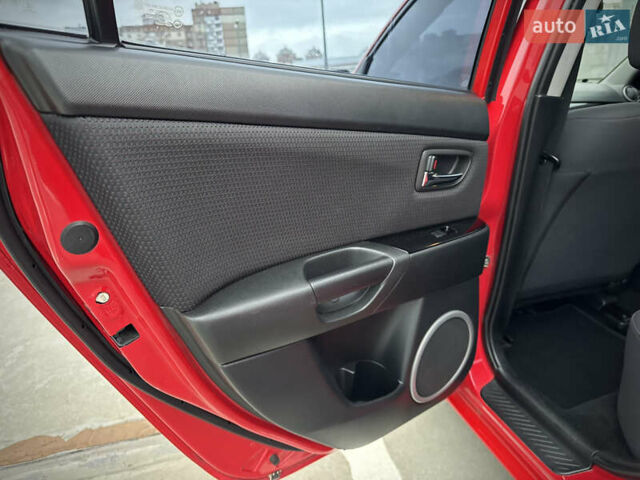 Красный Мазда 3, объемом двигателя 2 л и пробегом 205 тыс. км за 5900 $, фото 27 на Automoto.ua