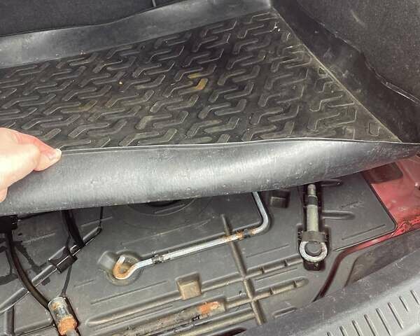 Червоний Мазда 3, об'ємом двигуна 1.6 л та пробігом 218 тис. км за 6000 $, фото 19 на Automoto.ua