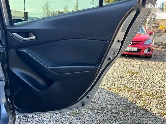 Красный Мазда 3, объемом двигателя 2.5 л и пробегом 98 тыс. км за 9999 $, фото 28 на Automoto.ua