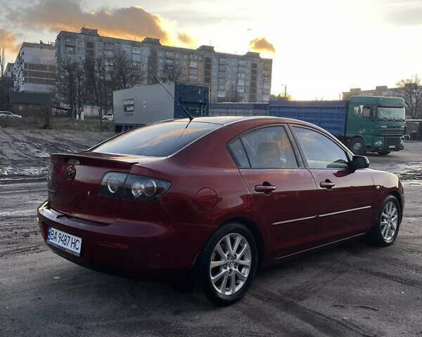Красный Мазда 3, объемом двигателя 2 л и пробегом 326 тыс. км за 5500 $, фото 3 на Automoto.ua