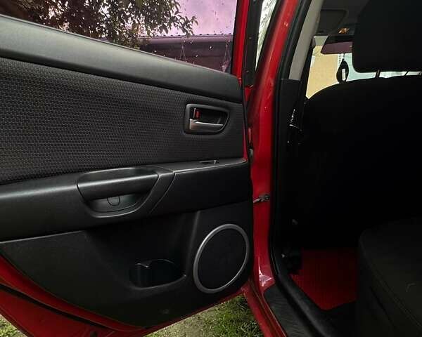 Червоний Мазда 3, об'ємом двигуна 1.6 л та пробігом 218 тис. км за 6000 $, фото 17 на Automoto.ua