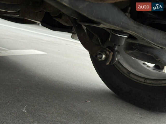 Красный Мазда 3, объемом двигателя 2 л и пробегом 205 тыс. км за 5400 $, фото 88 на Automoto.ua