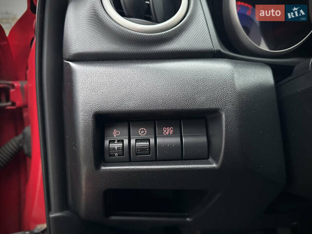 Красный Мазда 3, объемом двигателя 2 л и пробегом 205 тыс. км за 5400 $, фото 27 на Automoto.ua