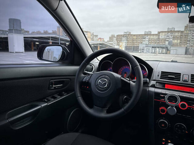 Красный Мазда 3, объемом двигателя 2 л и пробегом 205 тыс. км за 5400 $, фото 39 на Automoto.ua