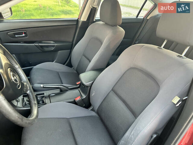 Красный Мазда 3, объемом двигателя 1.6 л и пробегом 123 тыс. км за 5200 $, фото 8 на Automoto.ua