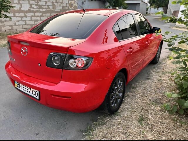 Красный Мазда 3, объемом двигателя 1.6 л и пробегом 178 тыс. км за 5800 $, фото 3 на Automoto.ua