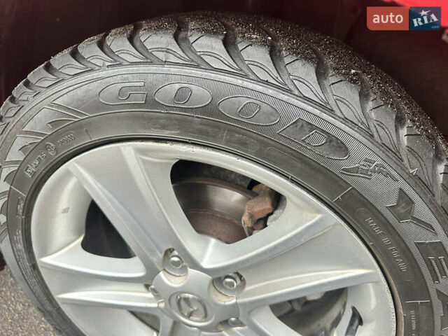 Красный Мазда 3, объемом двигателя 2 л и пробегом 199 тыс. км за 6800 $, фото 18 на Automoto.ua