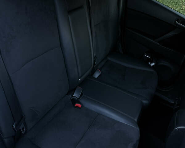 Червоний Мазда 3, об'ємом двигуна 1.6 л та пробігом 241 тис. км за 8799 $, фото 3 на Automoto.ua