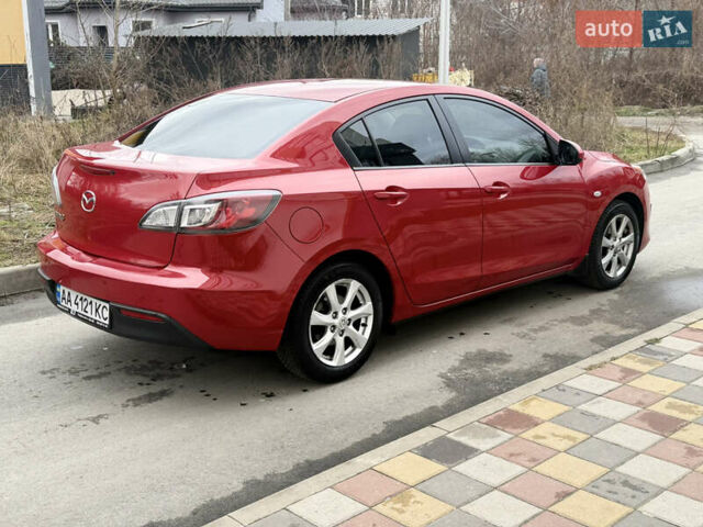 Червоний Мазда 3, об'ємом двигуна 1.6 л та пробігом 170 тис. км за 7999 $, фото 2 на Automoto.ua