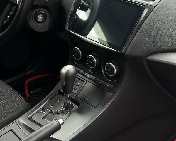 Червоний Мазда 3, об'ємом двигуна 1.6 л та пробігом 212 тис. км за 7800 $, фото 16 на Automoto.ua