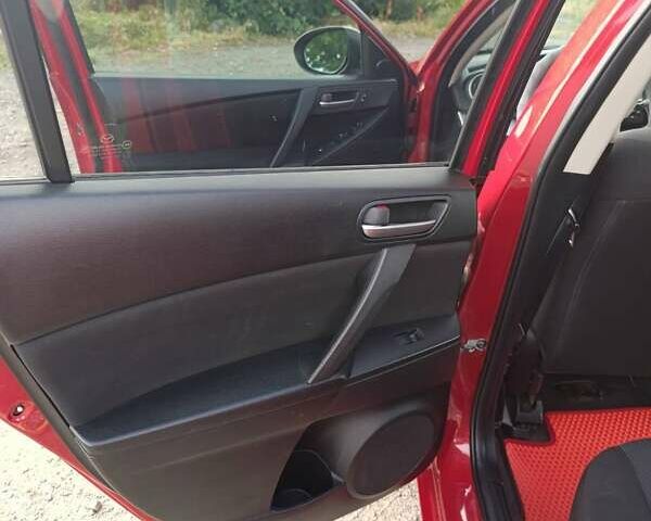 Червоний Мазда 3, об'ємом двигуна 2 л та пробігом 161 тис. км за 6600 $, фото 15 на Automoto.ua
