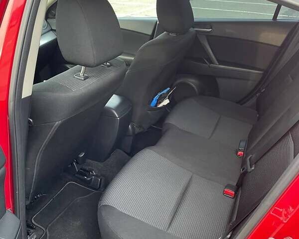 Червоний Мазда 3, об'ємом двигуна 1.6 л та пробігом 201 тис. км за 8400 $, фото 8 на Automoto.ua