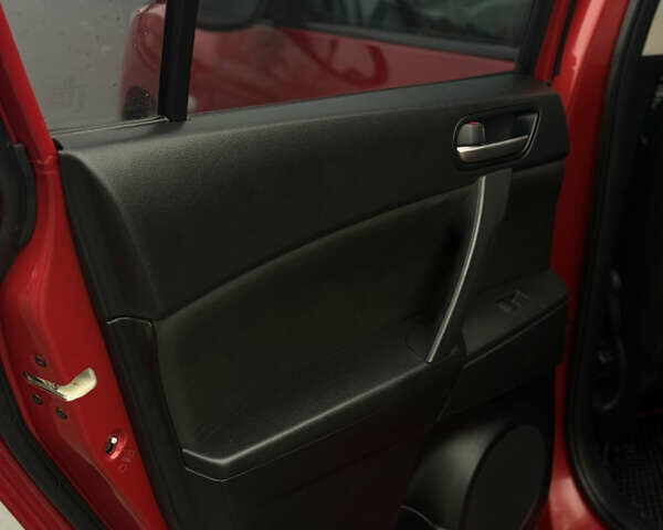 Червоний Мазда 3, об'ємом двигуна 1.6 л та пробігом 212 тис. км за 7800 $, фото 12 на Automoto.ua