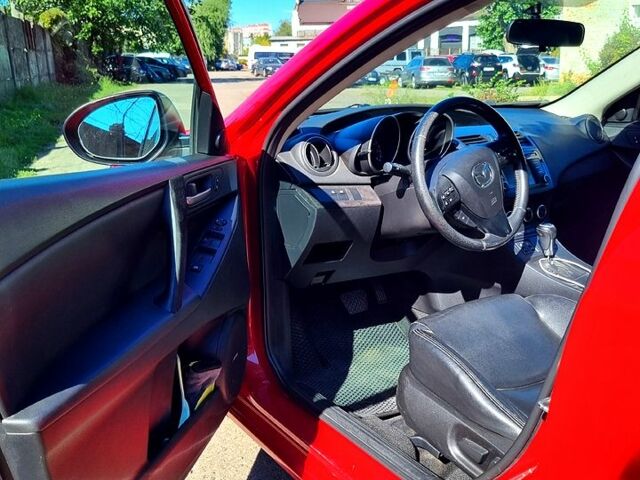 Червоний Мазда 3, об'ємом двигуна 2 л та пробігом 201 тис. км за 8800 $, фото 3 на Automoto.ua