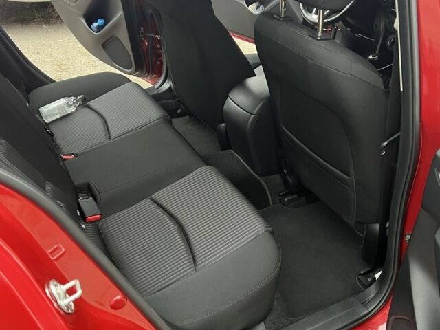 Красный Мазда 3, объемом двигателя 1.6 л и пробегом 55 тыс. км за 13500 $, фото 10 на Automoto.ua