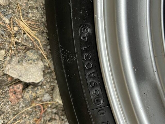 Красный Мазда 3, объемом двигателя 1.6 л и пробегом 55 тыс. км за 13500 $, фото 9 на Automoto.ua