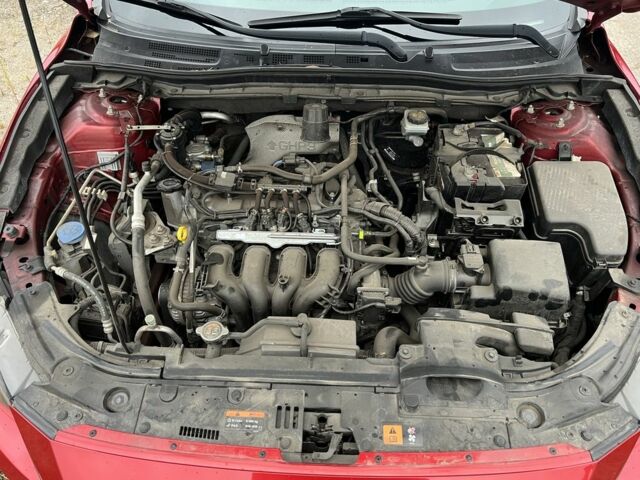 Красный Мазда 3, объемом двигателя 1.6 л и пробегом 55 тыс. км за 13500 $, фото 7 на Automoto.ua