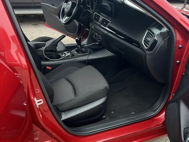 Красный Мазда 3, объемом двигателя 1.6 л и пробегом 55 тыс. км за 13500 $, фото 11 на Automoto.ua