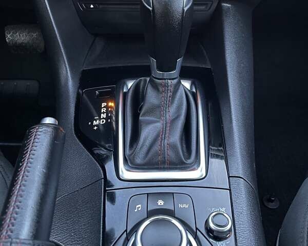 Красный Мазда 3, объемом двигателя 1.5 л и пробегом 95 тыс. км за 13300 $, фото 132 на Automoto.ua