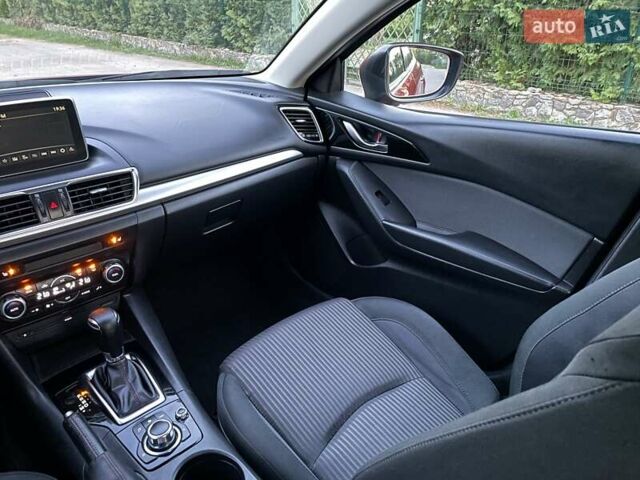 Красный Мазда 3, объемом двигателя 1.5 л и пробегом 95 тыс. км за 13300 $, фото 117 на Automoto.ua