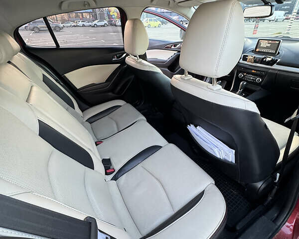 Красный Мазда 3, объемом двигателя 2.49 л и пробегом 172 тыс. км за 10200 $, фото 6 на Automoto.ua