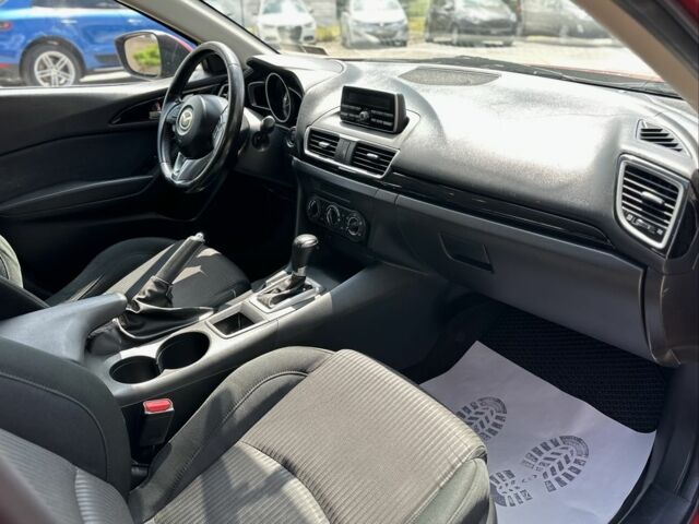 Красный Мазда 3, объемом двигателя 2 л и пробегом 128 тыс. км за 9500 $, фото 14 на Automoto.ua