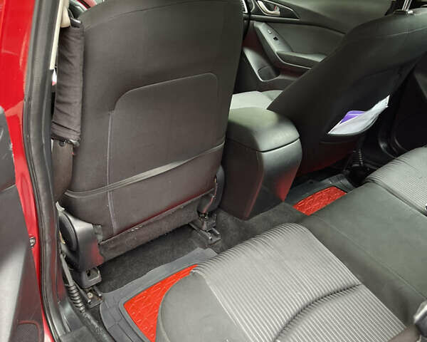 Красный Мазда 3, объемом двигателя 2 л и пробегом 224 тыс. км за 8900 $, фото 8 на Automoto.ua
