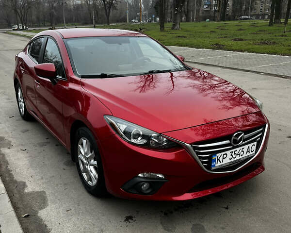 Красный Мазда 3, объемом двигателя 2 л и пробегом 158 тыс. км за 10800 $, фото 3 на Automoto.ua