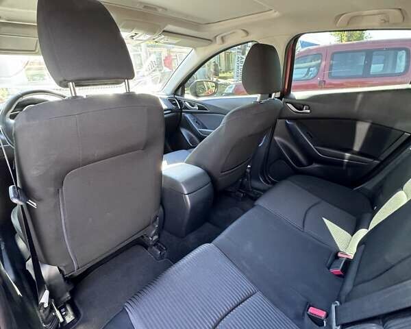 Красный Мазда 3, объемом двигателя 2 л и пробегом 112 тыс. км за 11500 $, фото 10 на Automoto.ua