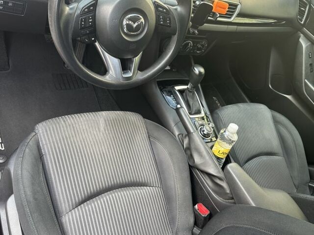 Красный Мазда 3, объемом двигателя 0 л и пробегом 115 тыс. км за 11200 $, фото 5 на Automoto.ua