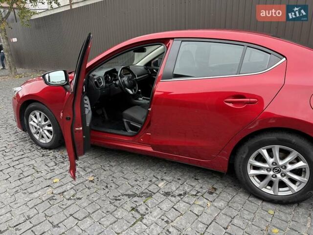 Мазда 3 2016 в Киеве на Automoto.ua Красный Мазда 3, объемом двигателя 1.5 л и пробегом 59 тыс. км за 14500 $, фото 9 на Automoto.ua